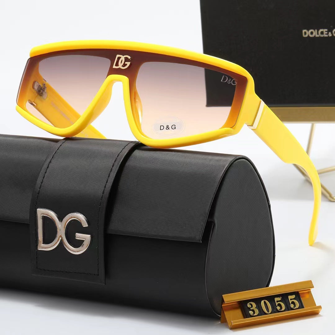 Nouvelles lunettes de soleil grand format