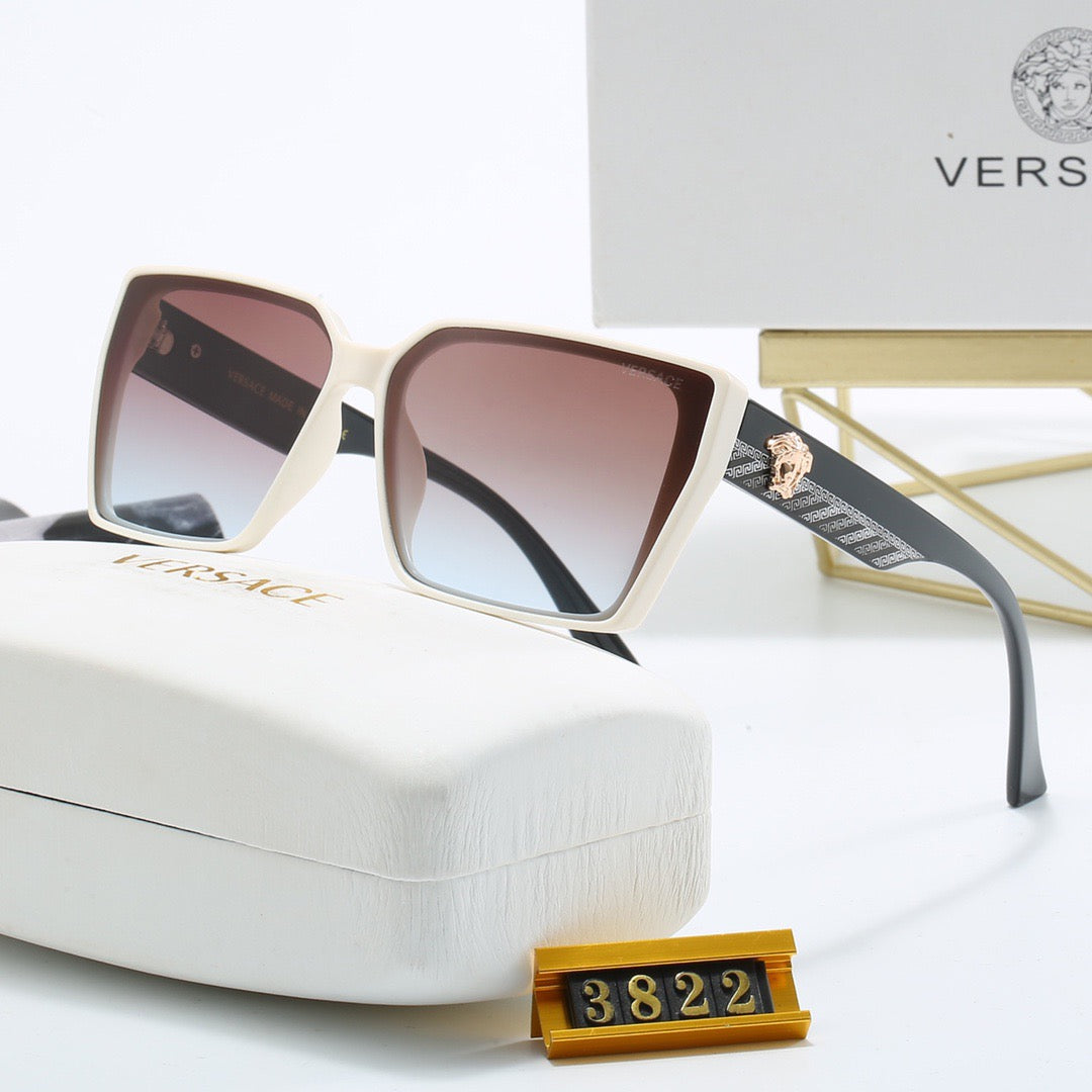 Lunettes de soleil Médusa carrées vintage