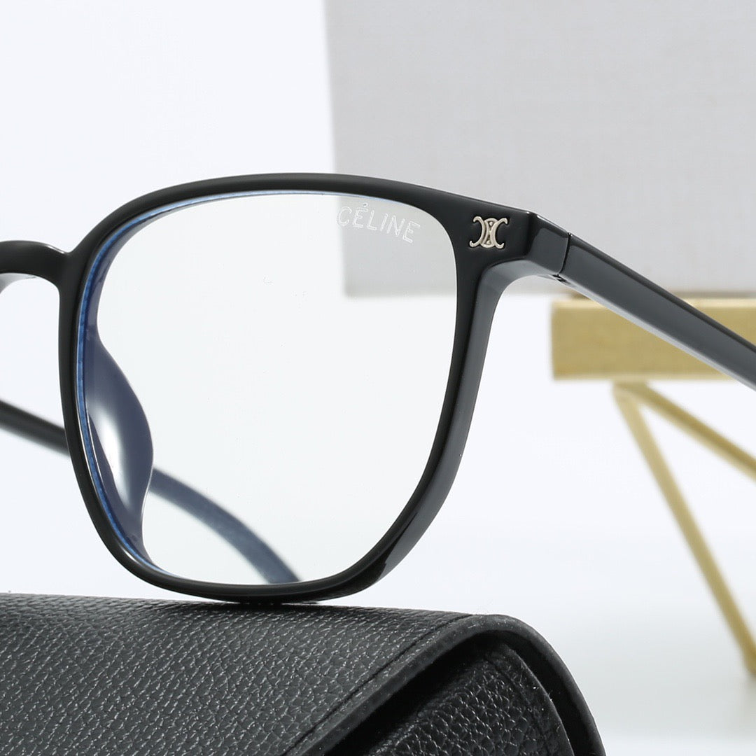 Lunettes à monture carrée transparente