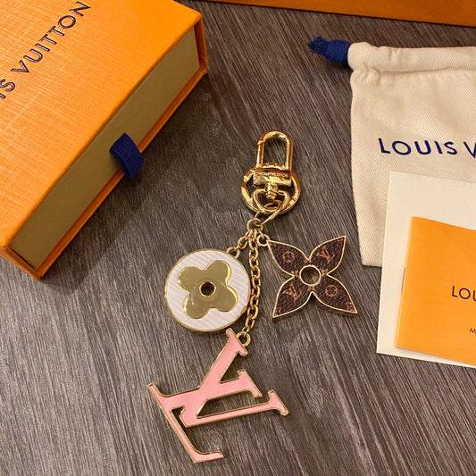 Accesorios para Bolsos y Llaveros Spring Street