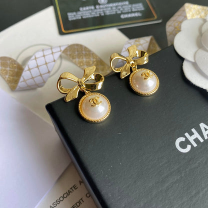 Pendientes de Lazo con Perlas Colgantes