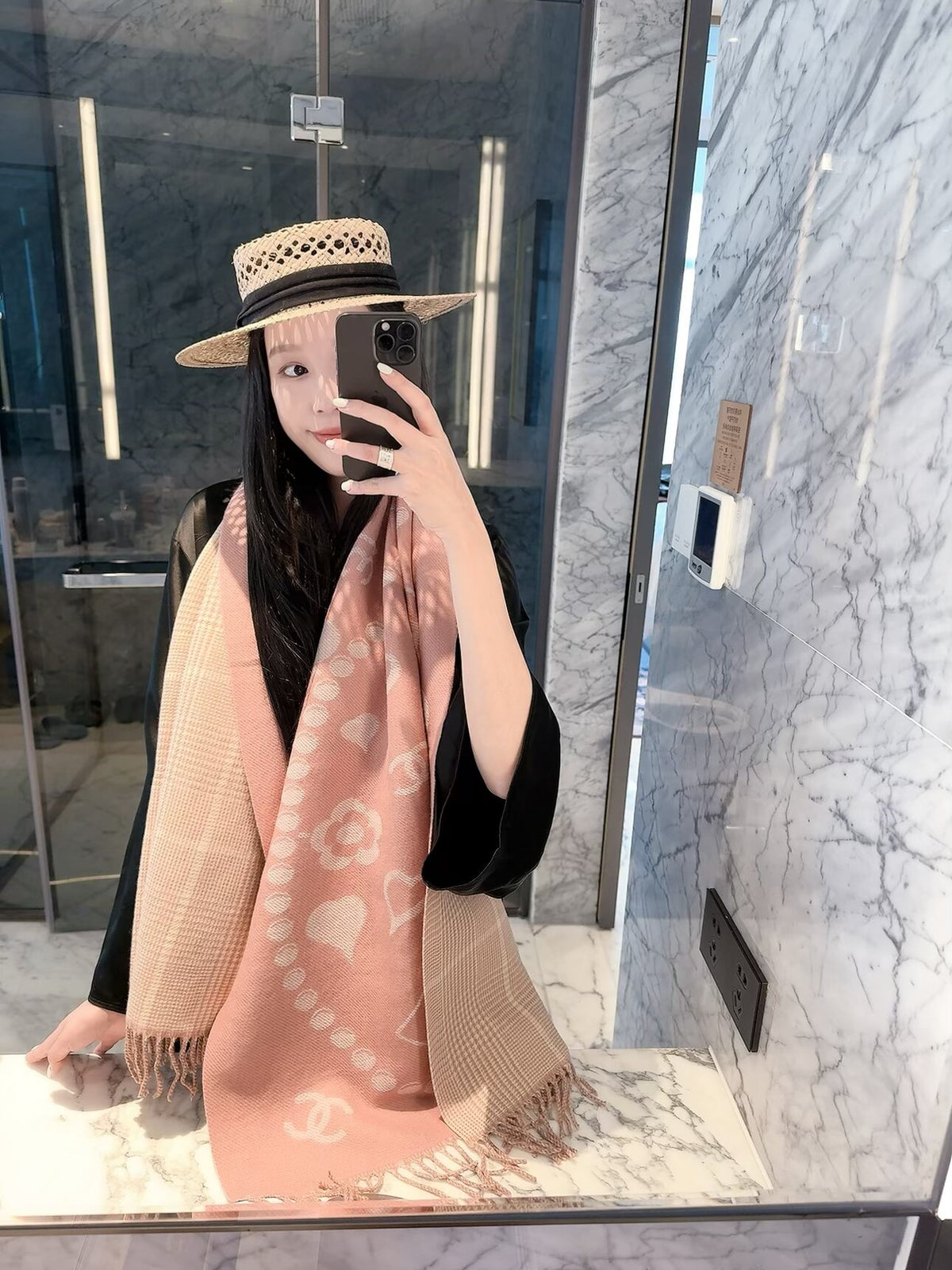 2026 New Double-Sided Cashmere Scarf – Playful Vintage Feminine Style