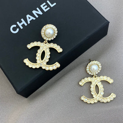 Pendientes de perlas Double C