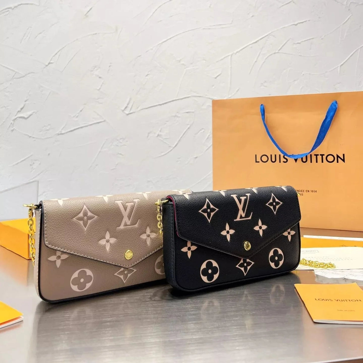 FÉLICIE Detachable Metal Chain Bag
