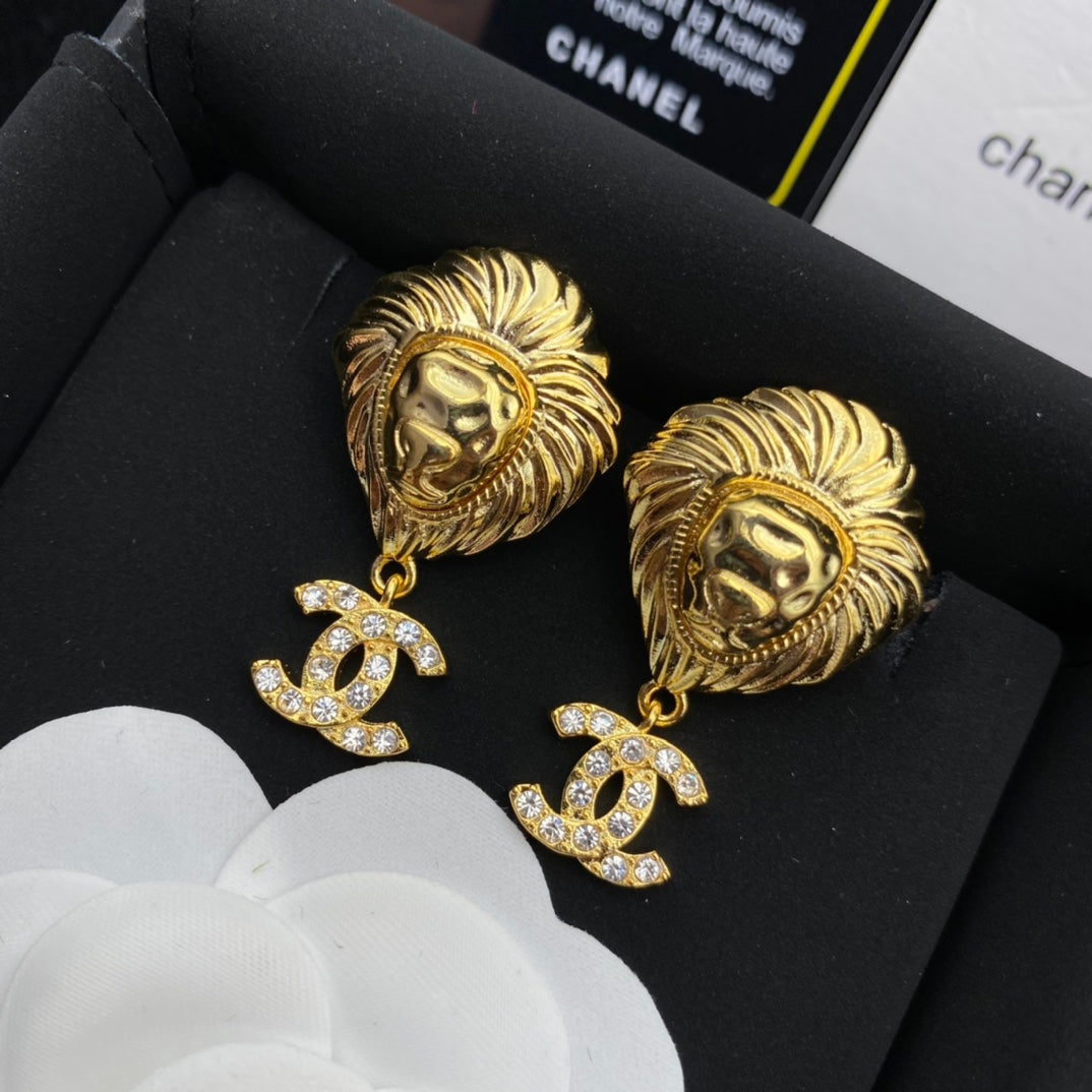 Boucles d'oreilles pendantes Lion Tête Diamant