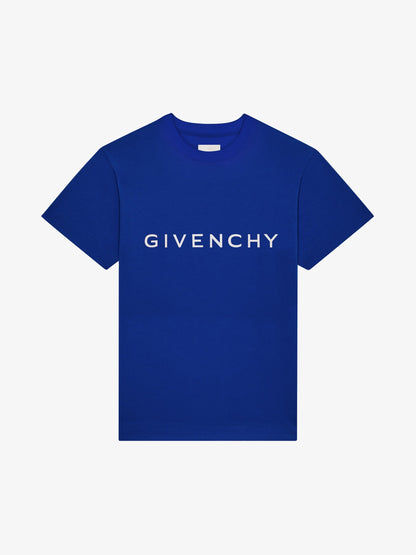 T-shirt archétype (de préférence estival)