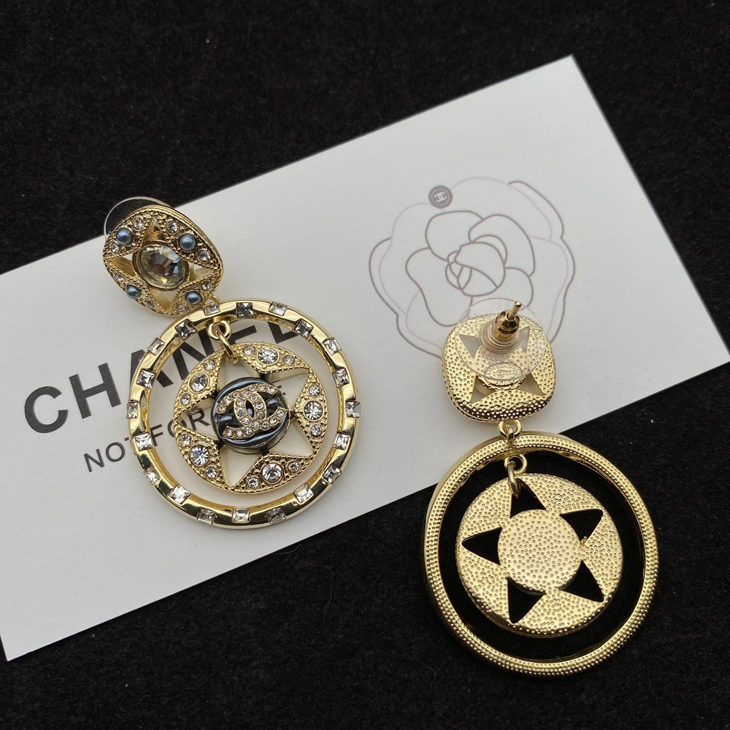 Boucles d'oreilles élément étoile baroque
