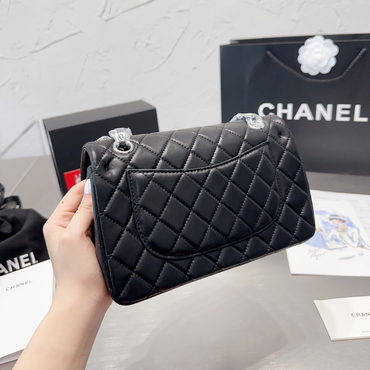 Sac Classique à Rabat, petite taille, finition argentée