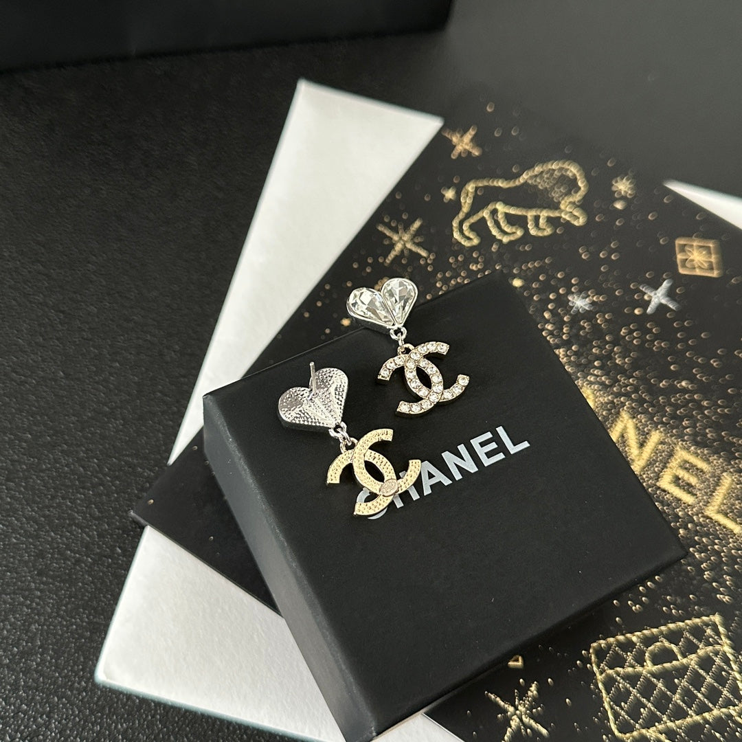 Boucles d'oreilles en diamant en forme de cœur