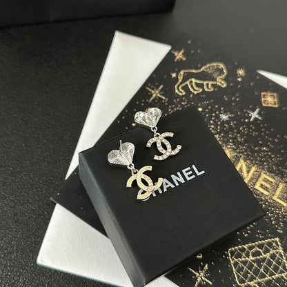 Boucles d'oreilles en diamant en forme de cœur