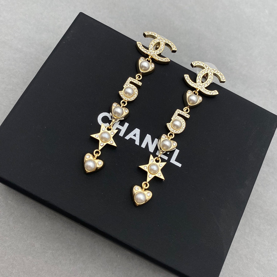 Pendientes Largos de Perlas con Elemento de Corazón y Estrella