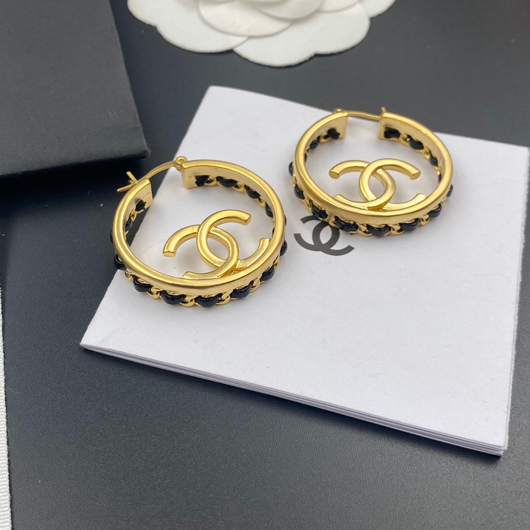 Pendientes de Aro de Cuero de Cordón
