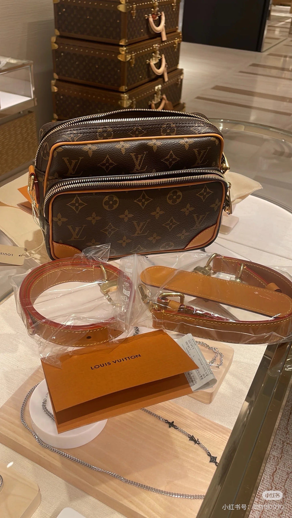 Men’s Vintage Brown Monogram Shoulder Bag