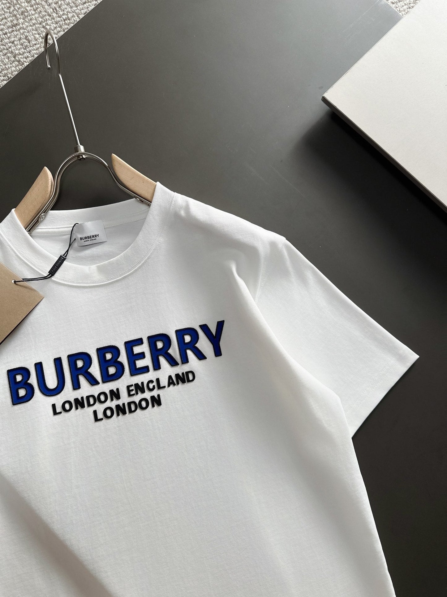 NOUVEAU T-shirt 0403