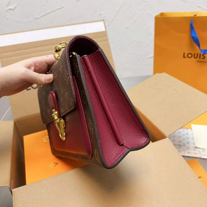 Victoire Monogram Chain Bag