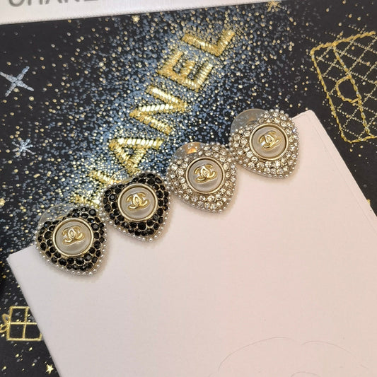 Puces d'oreilles cœur en diamant vintage