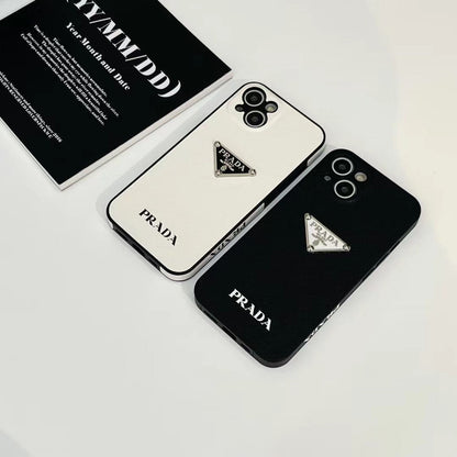 Coque souple classique en caoutchouc avec monogramme