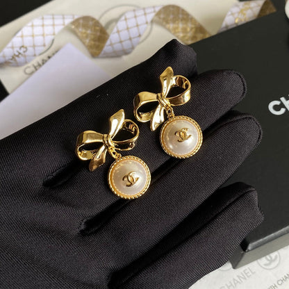 Pendientes de Lazo con Perlas Colgantes