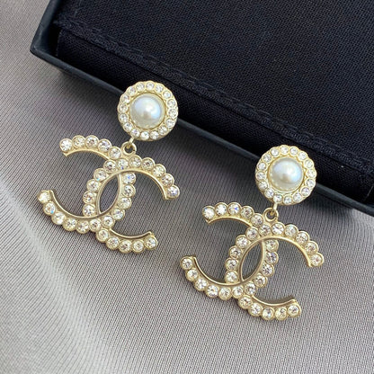 Pendientes de perlas Double C