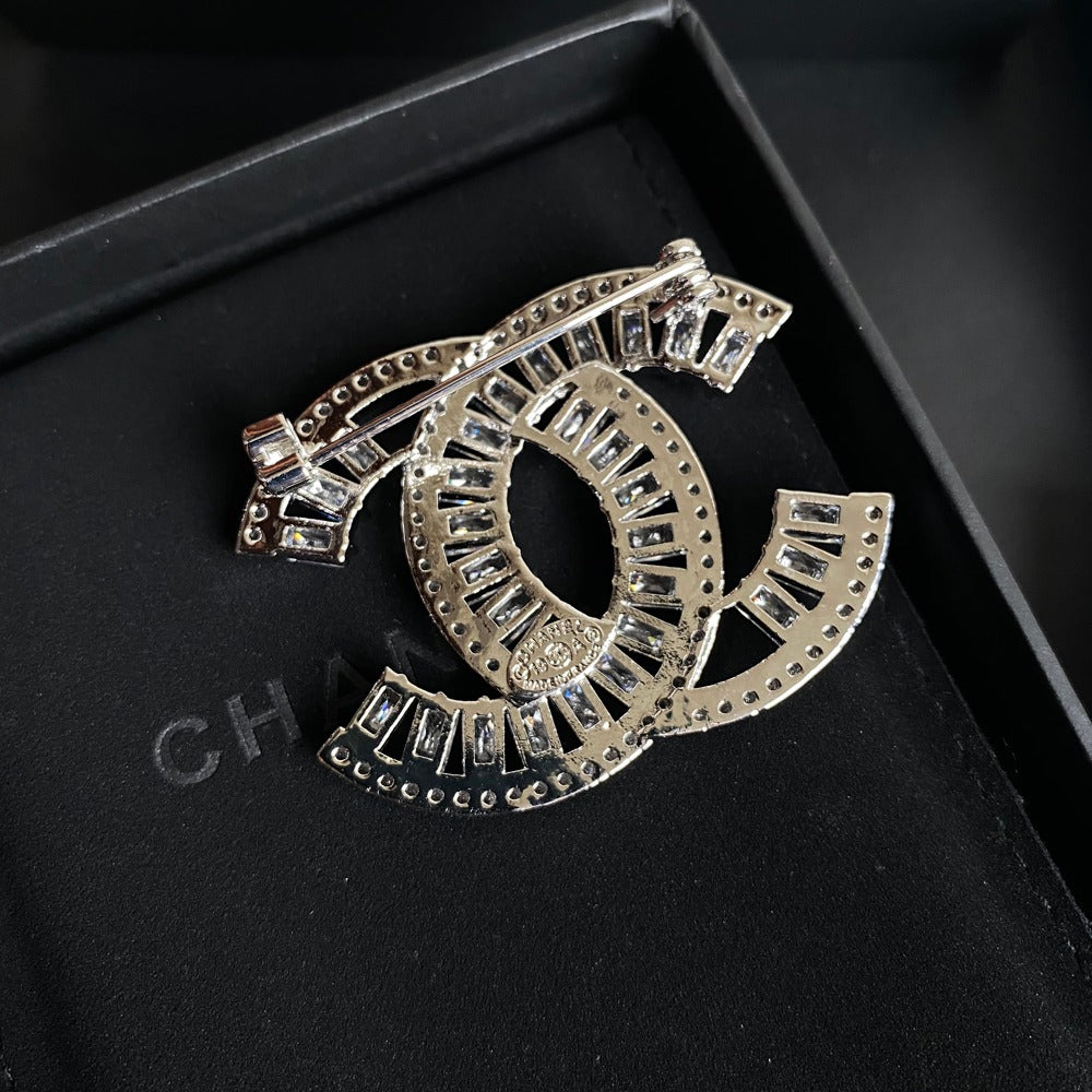 Broche en diamant de cristal trempé