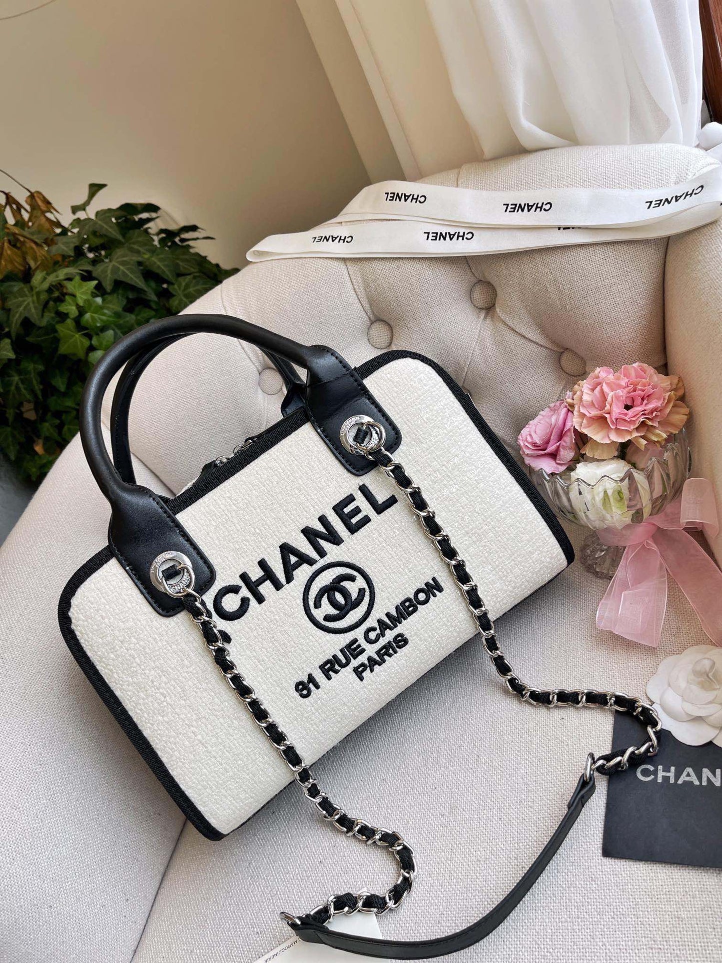 Sac chaîne fourre-tout tissé brodé