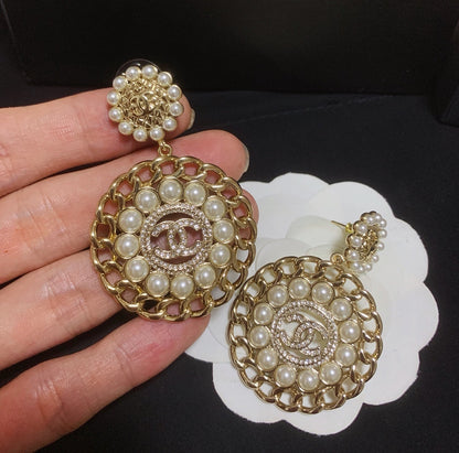 Pendientes de Perlas con Cadena a Rayas