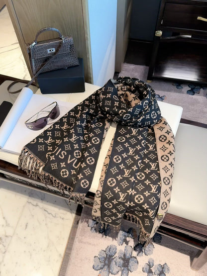 ✨ 2026 New Classic Heritage Jacquard Cashmere Scarf – Timeless Quiet Luxury