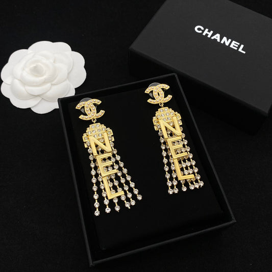 Pendientes de borla con diamantes completos brillantes