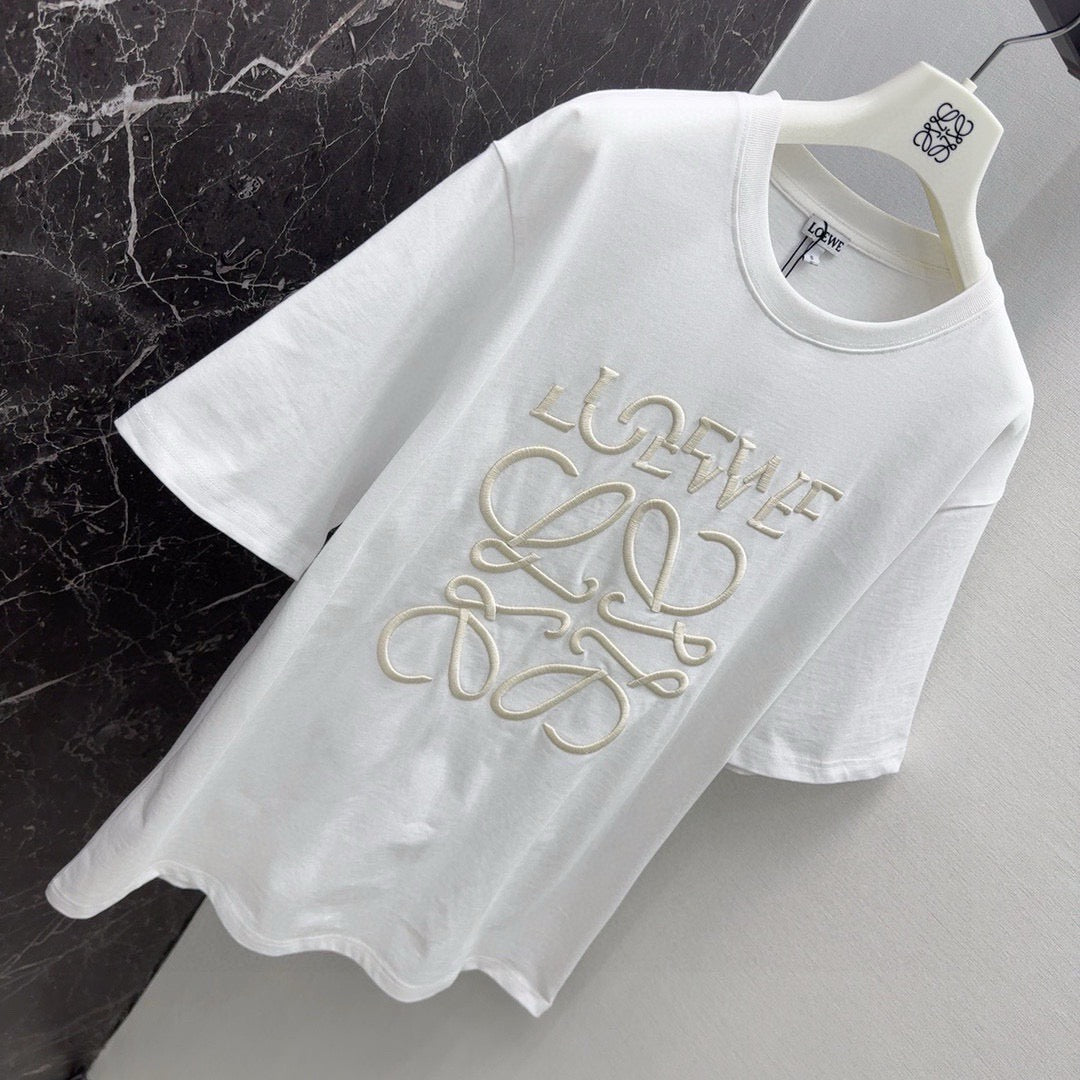 Nouveau T-shirt brodé lettre irrégulière