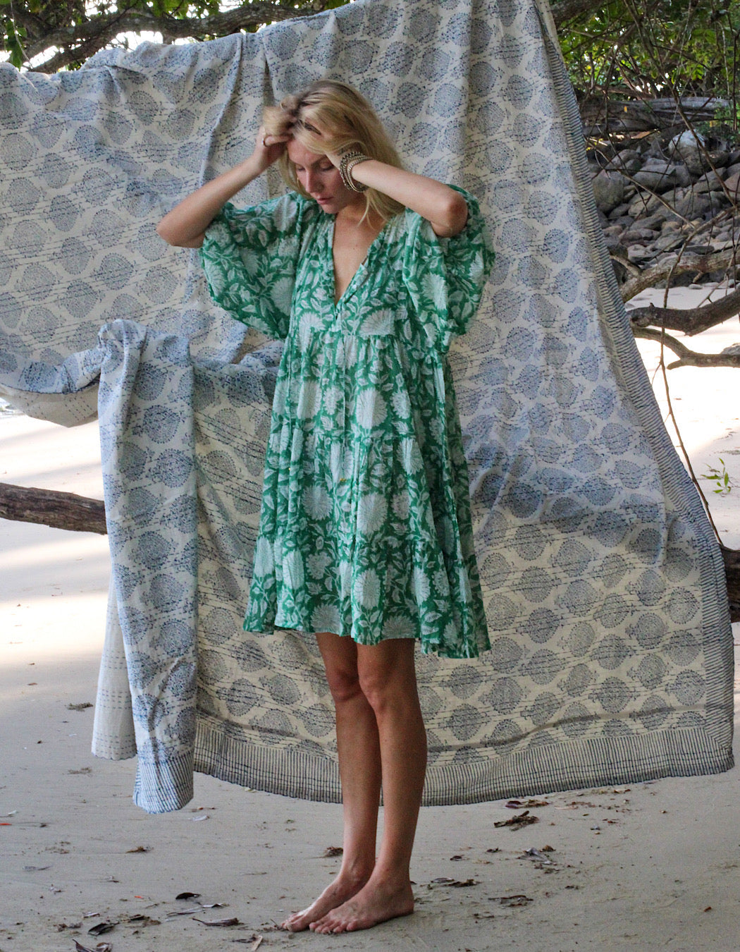 Robe Courte Émeraude Neera - Doublée