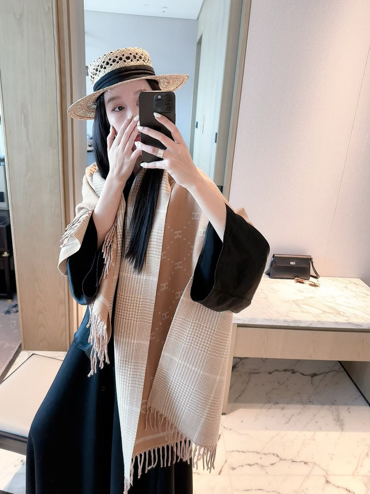 2026 New Double-Sided Carriage Cashmere Scarf Elegant Heritage Style