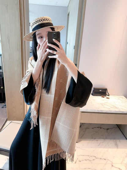2026 New Double-Sided Carriage Cashmere Scarf Elegant Heritage Style