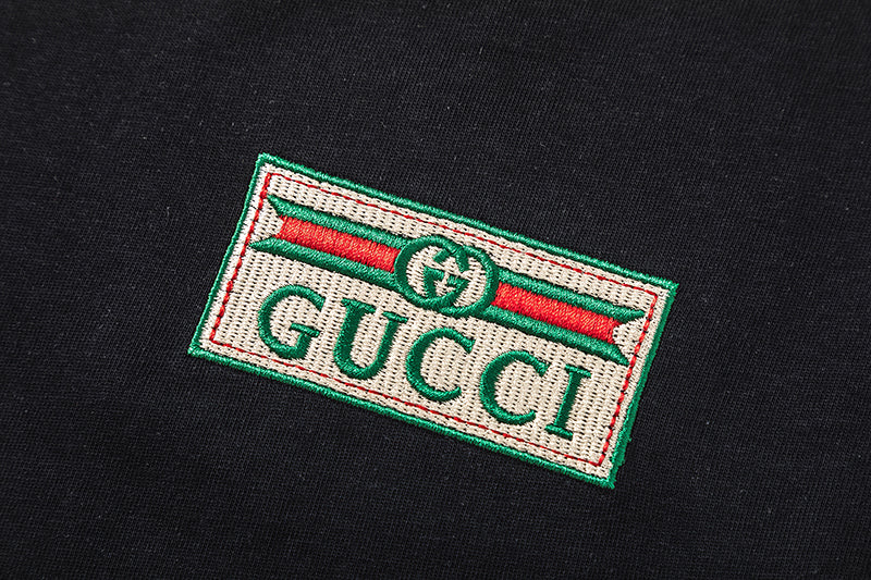 T-shirt brodé classique