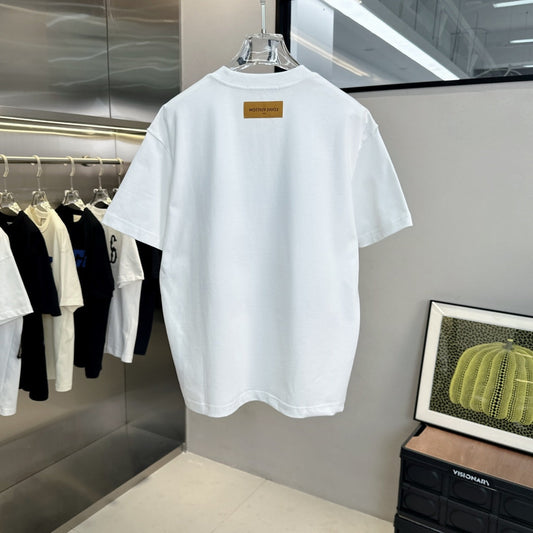 Camiseta con estampado sencillo