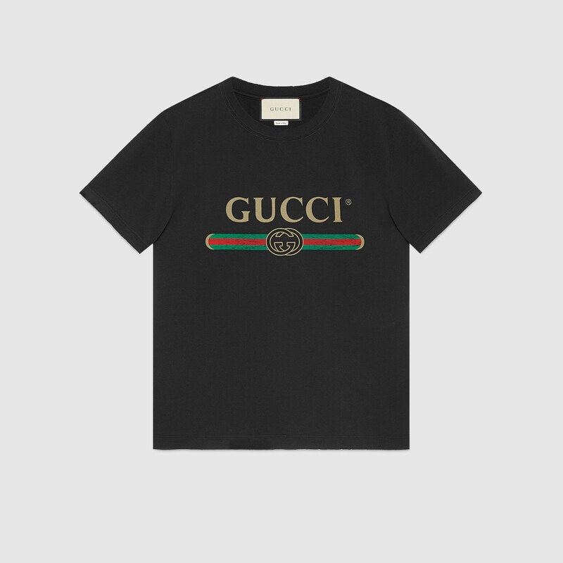T-shirt rayé rouge et vert (modèle d'été de préférence)