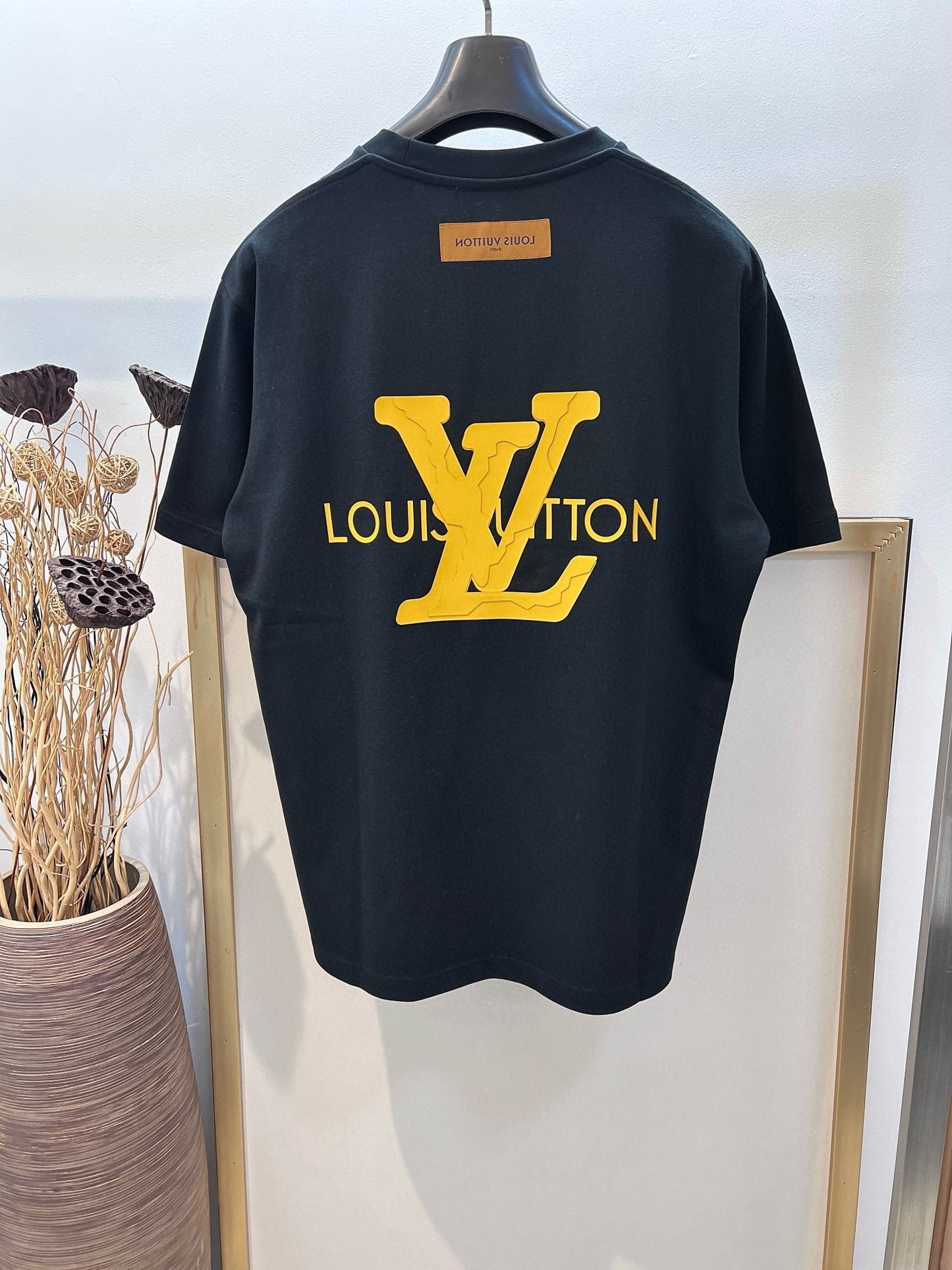 Nouveau t-shirt de broderie classique