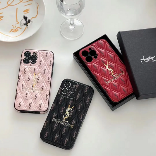 Estuche con letras retro de patrón completo