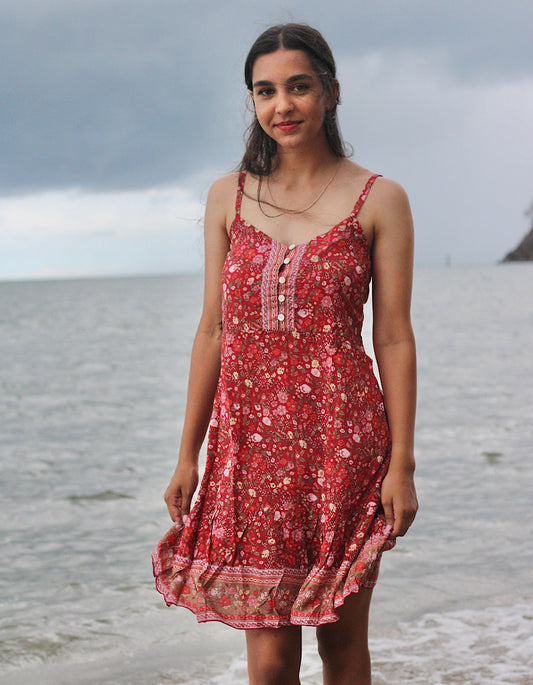 Ruby Wild Flower tirantes cortos