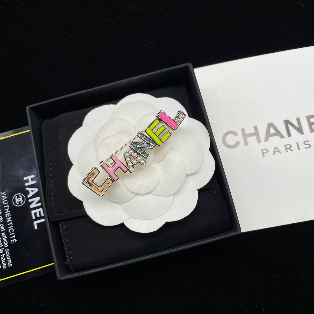 Broche Lettre Colorée Personnalisée