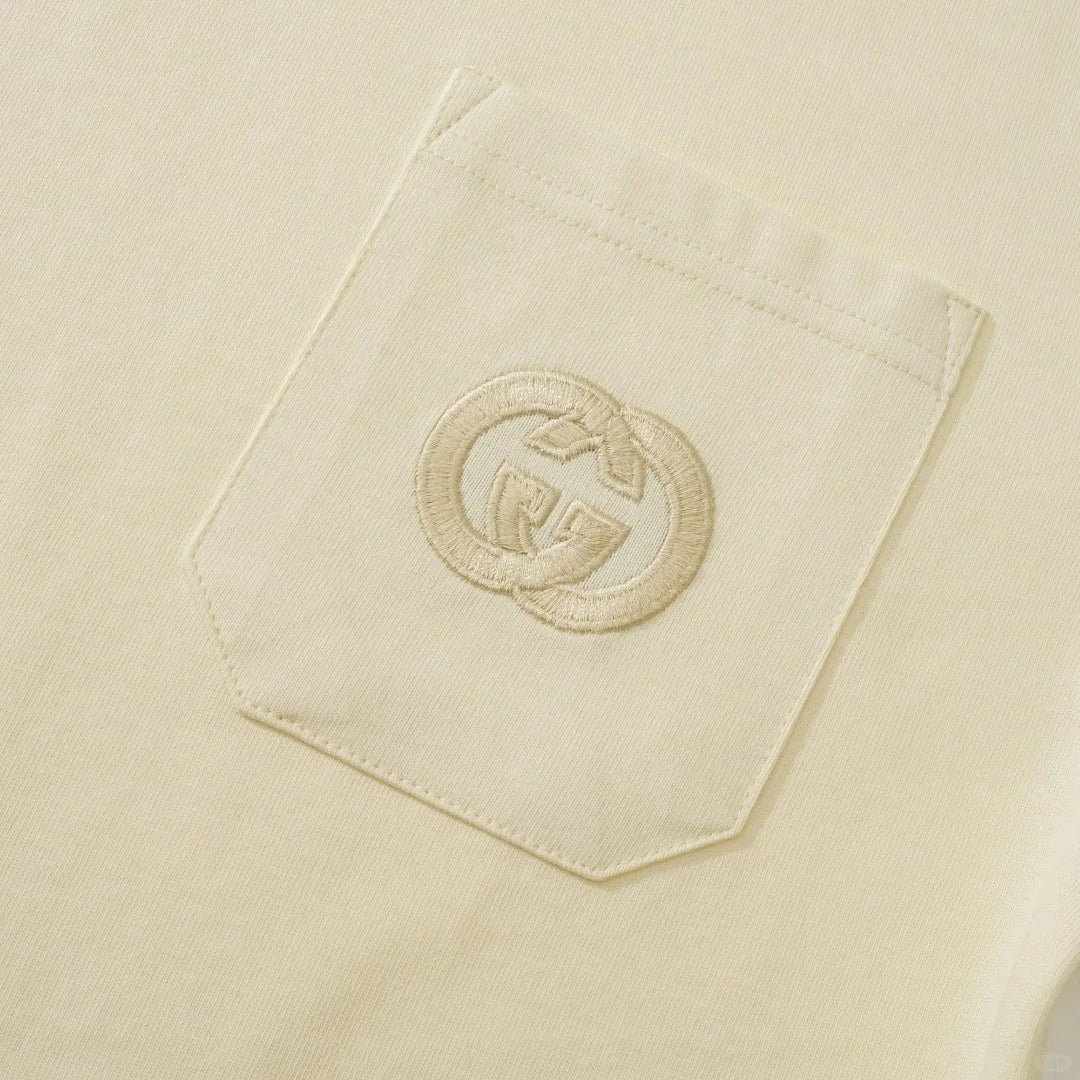 T-shirt à manches courtes avec poche plaquée et broderie G entrelacés classique