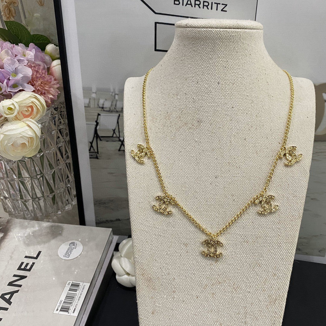 Collier Pendentif Multi-Logos