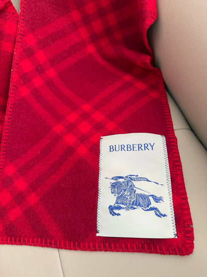 ✨ In Stock | 2025 New Year Hooded Checkered Wool Shawl – Elegant Blanket-Style Wrap