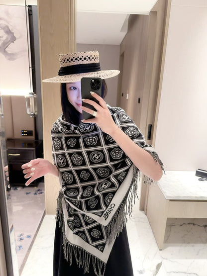 ✨ 2026 New Vintage Diamond Jacquard Cashmere Scarf – Refined Retro Elegance