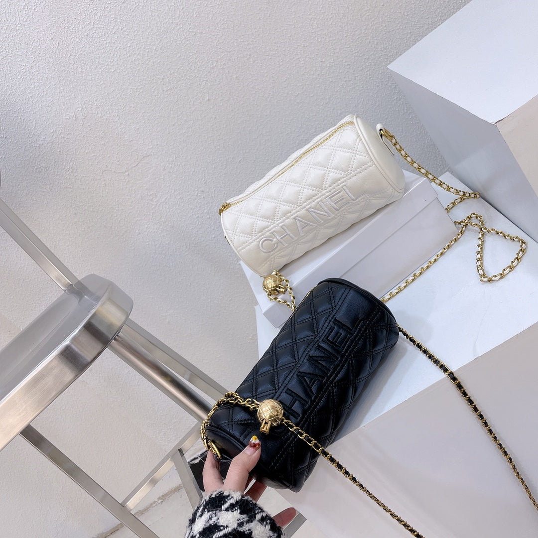 Bolso Cilindro Cadena Bordado
