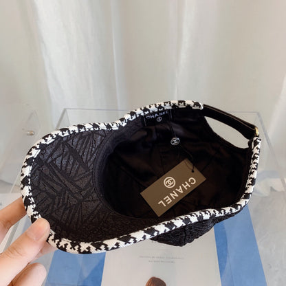 Gorra de béisbol de diseño plisado a la moda