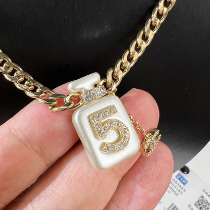Collar de Perfume con Perlas