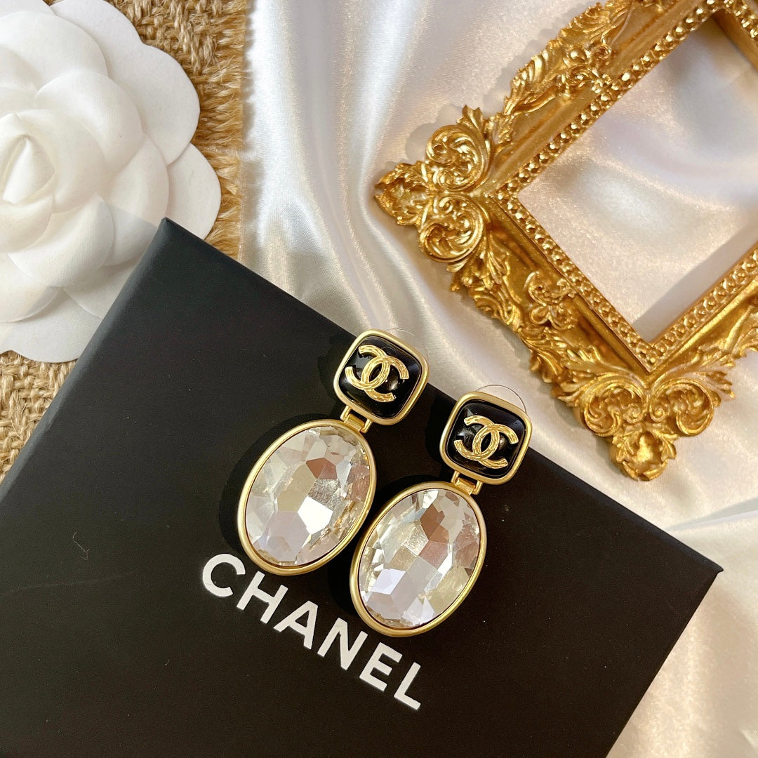 Pendientes colgantes ovalados de diamantes vintage