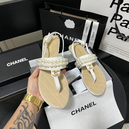 Sandalias de perlas con diseño de moda