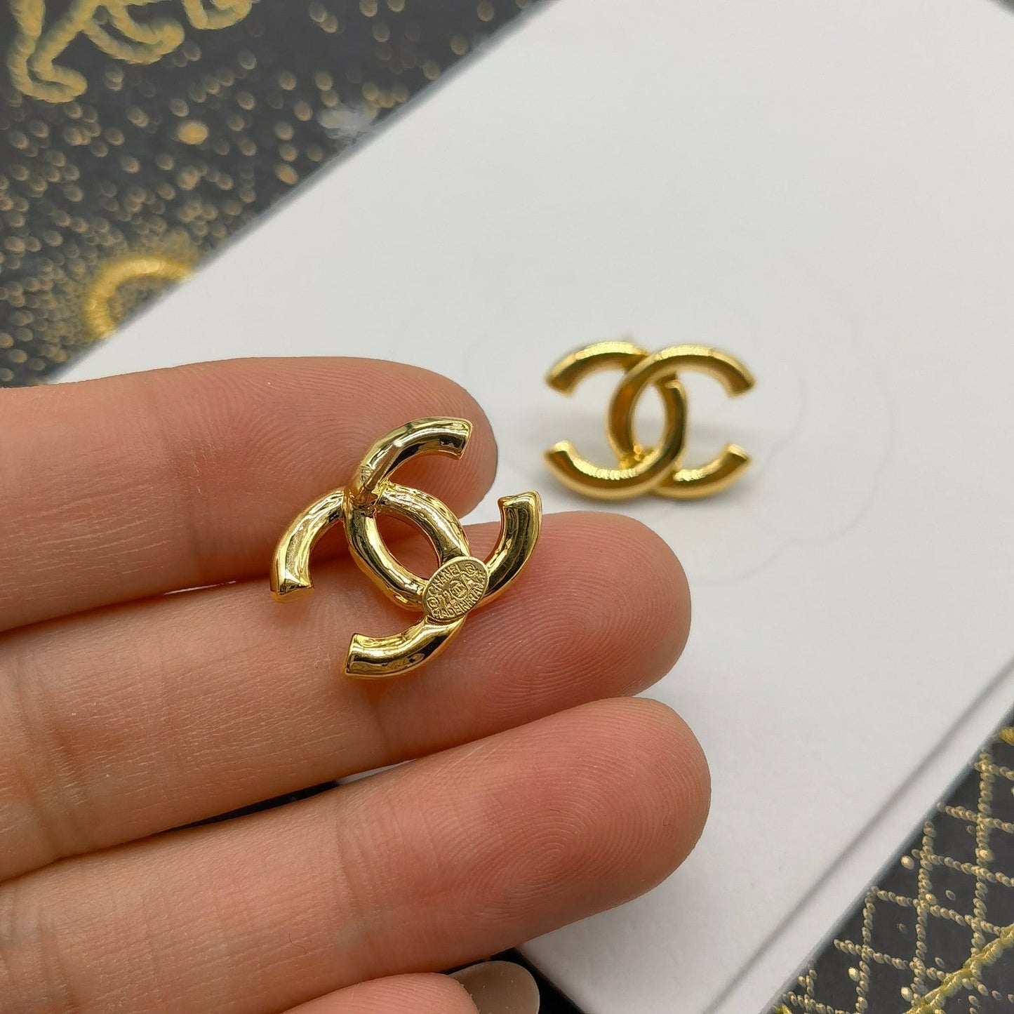 Pendientes Doble C Dorados