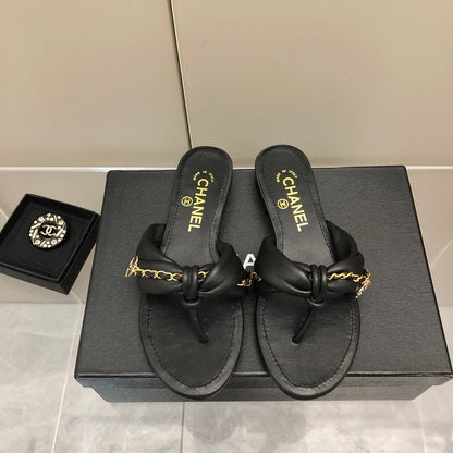 Sandalias con cadena tipo chancla